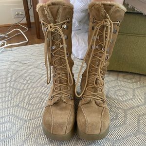 report snow boots style “sleigh”